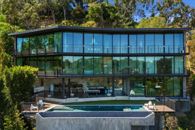 Villa Eclipse by Villoura