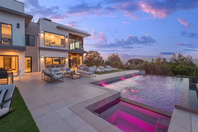 Villa Serena by Villoura