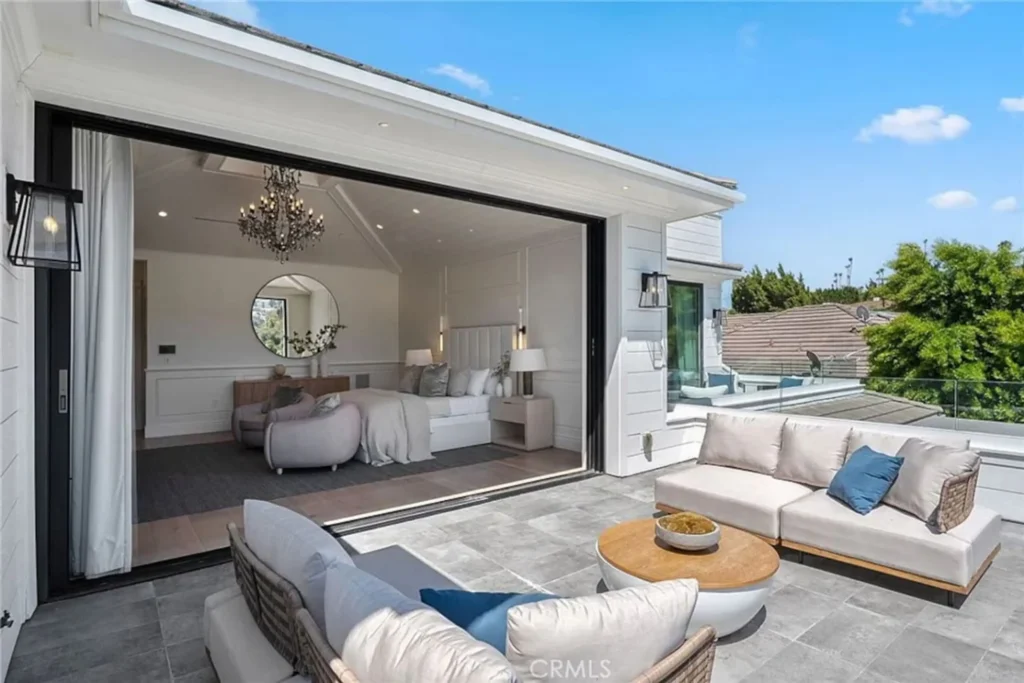 Platinum Estate by Villoura - luxury villa rental in Los Angeles, photo 75