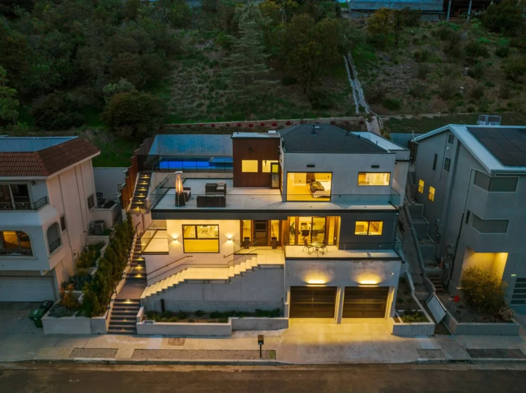 The Jupiter Escape by Villoura - luxury villa rental in Los Angeles, photo 72