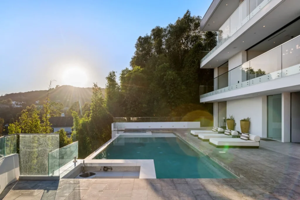 Mulholland Infinity by Villoura - luxury villa rental in Los Angeles, photo 82