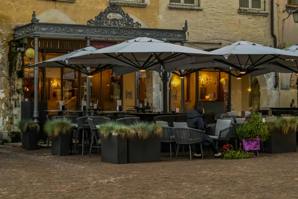 Night Life in Venice LA