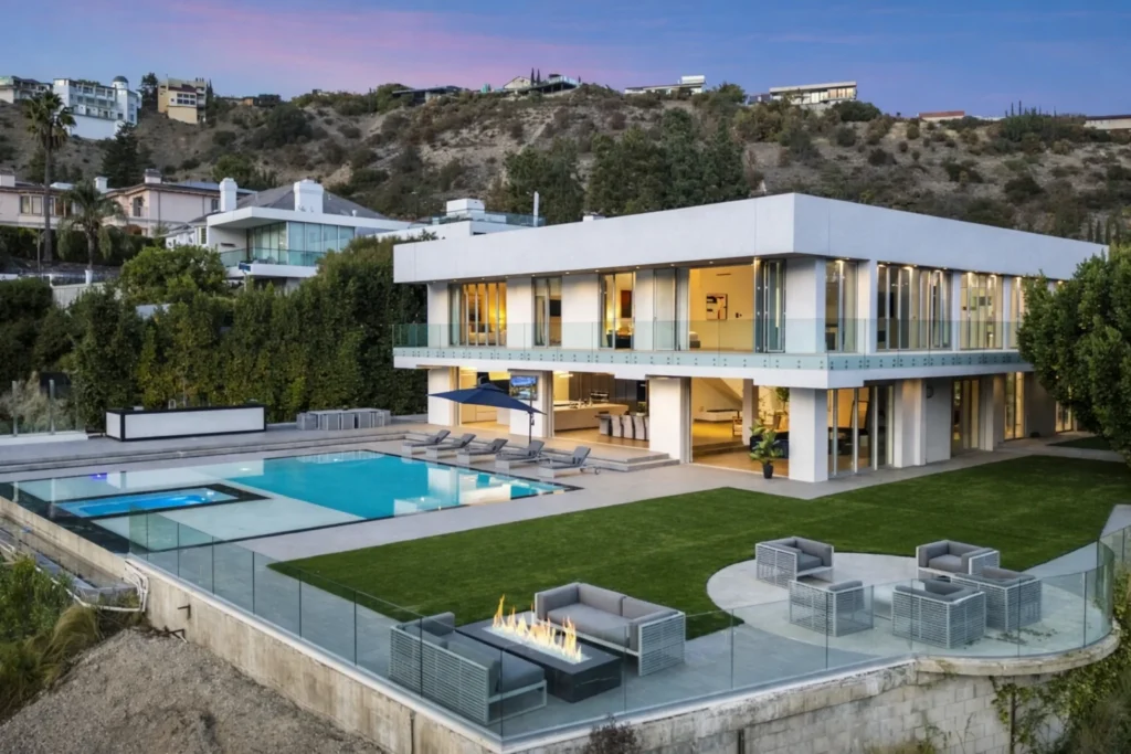 Elevated Retreats Near Point Dume