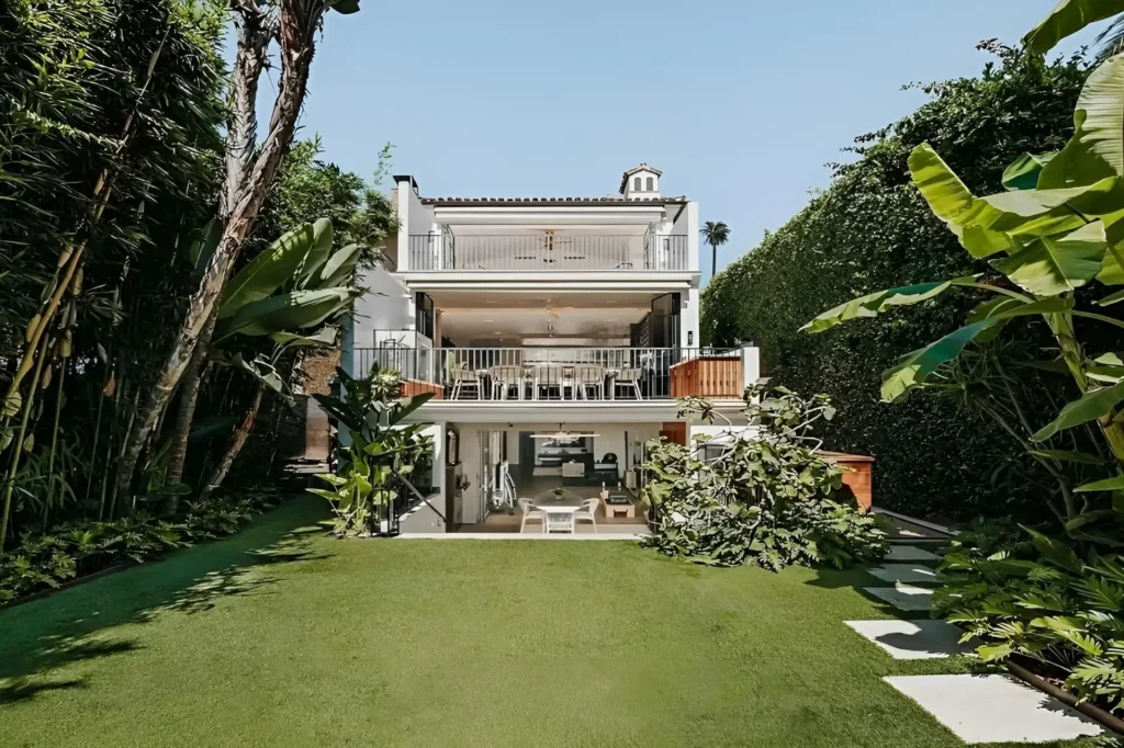 Why It Works Especially Well for Short Luxury Stays in West Hollywood