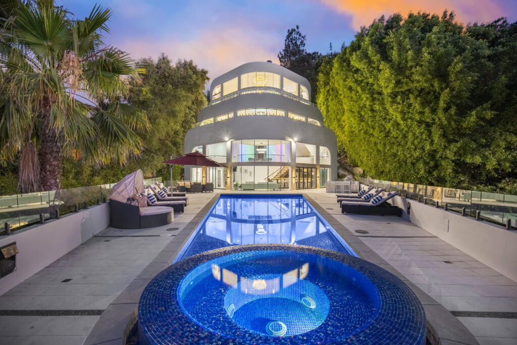 Villa Monaco by Villoura - luxury villa rental in Beverly Hills, photo 18