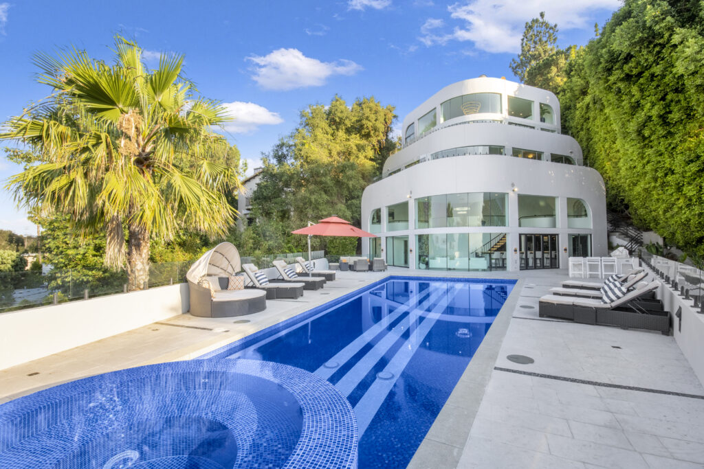 Villa Monaco by Villoura - luxury villa rental in Beverly Hills, photo 16