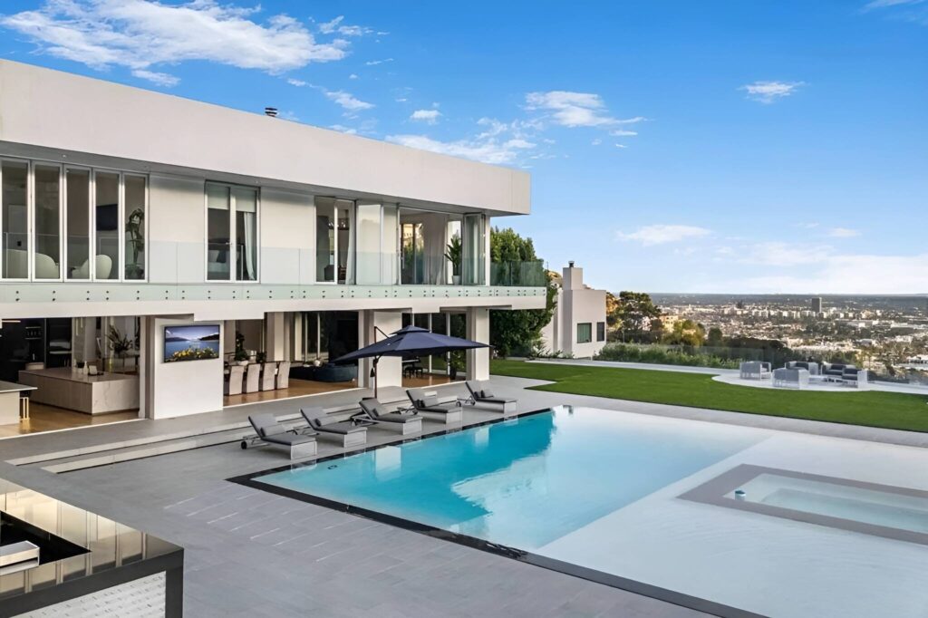 Choose Private Accommodation Before Planning Activities