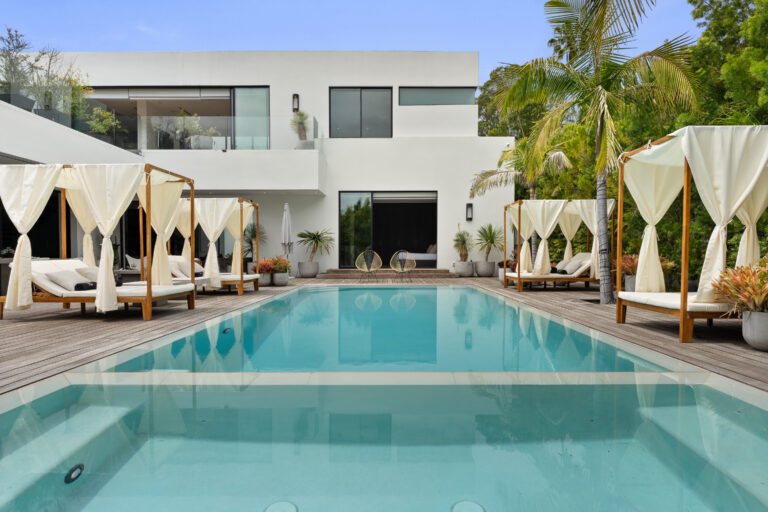 Villa Sunset Modern by Villoura