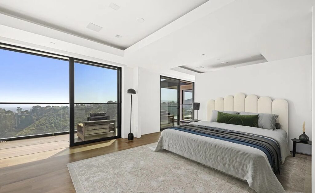 The Summitridge Reserve by Villoura - luxury villa rental in Beverly Hills, photo 4