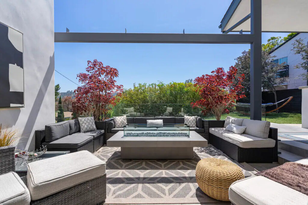 Troy Estate by Villoura - luxury villa rental in Los Angeles, photo 38