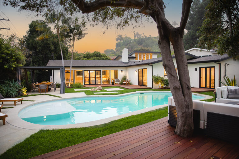 The Westcove Villa by Villoura