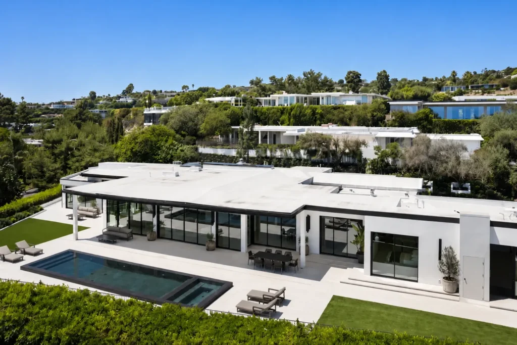 When is the Best Time To Visit Beverly Hills For Luxury Travel