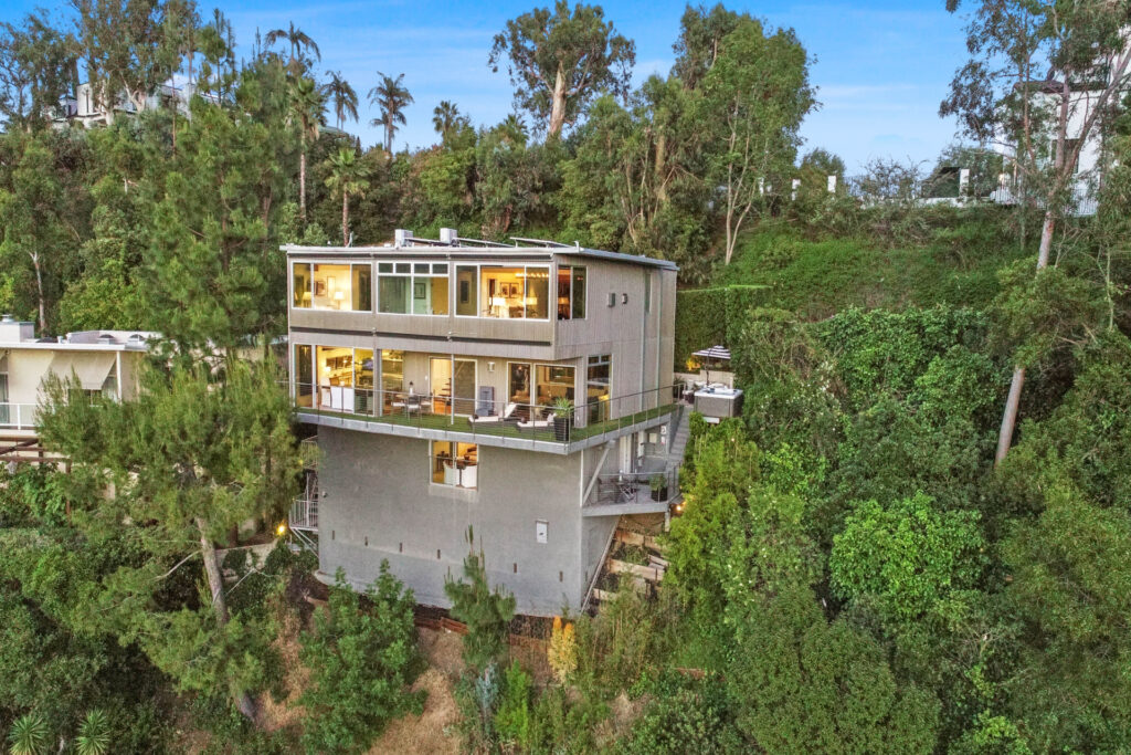 Canon Pacific - luxury villa rental in Beverly Hills, photo 2