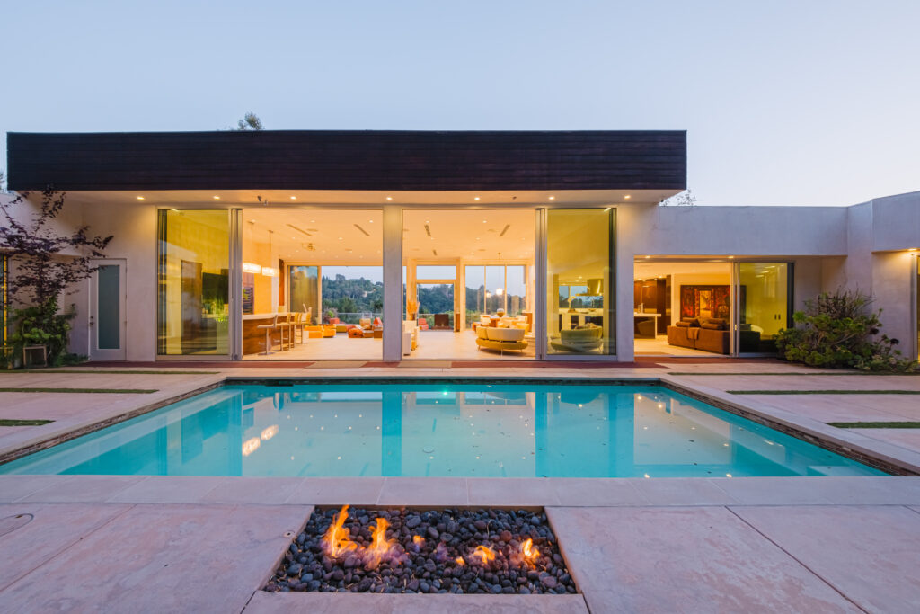 Carmelita Hillside - luxury villa rental in Beverly Hills, photo 95