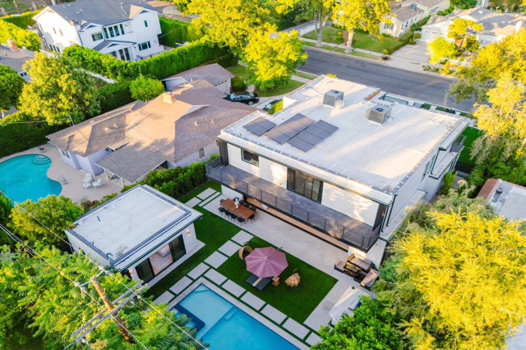 Hazeltine Reserve - luxury villa rental in Sherman Oaks, photo 74