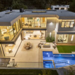 Hillcrest Manor