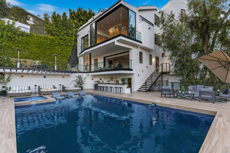 Holloway Maison