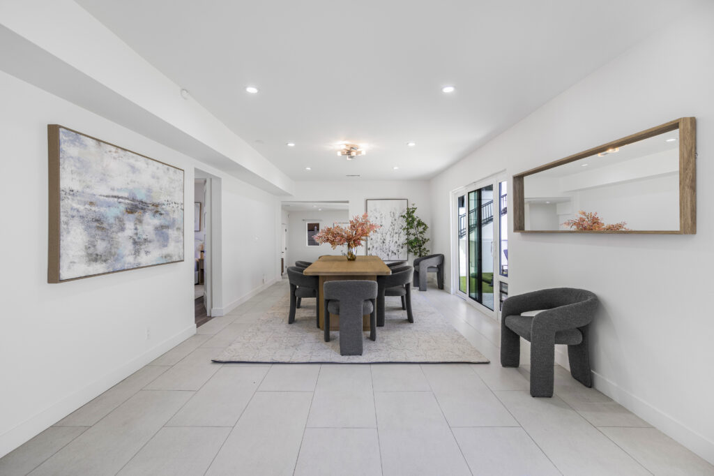 Mulholland Villa - luxury villa rental in Encino, Tarzana & Woodland Hills, photo 4