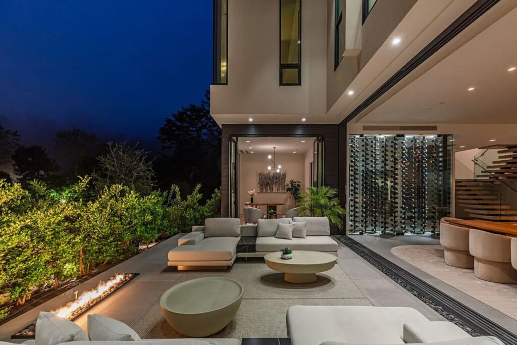 The Stone Canyon Villa - luxury villa rental in Bel Air, photo 26