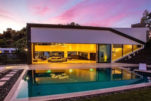 Roxbury Residence