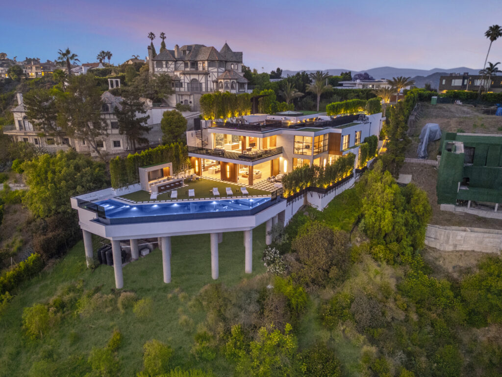 Somera Masterpiece Mansion - luxury villa rental in Beverly Hills, photo 87