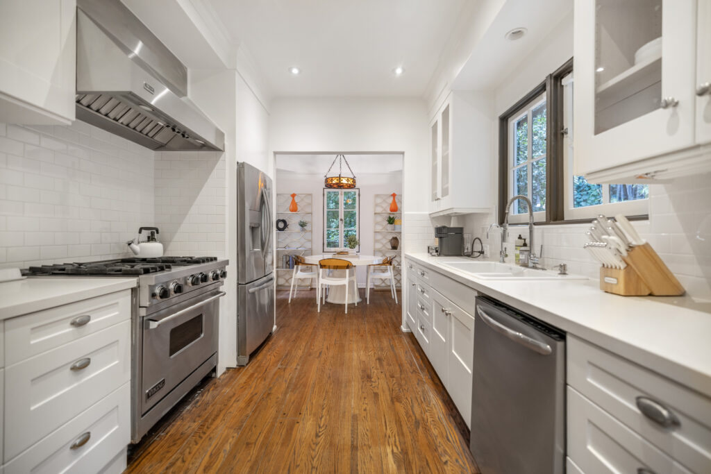 Strip Sanctuary - luxury villa rental in Hollywood Hills And West Hollywood, photo 40