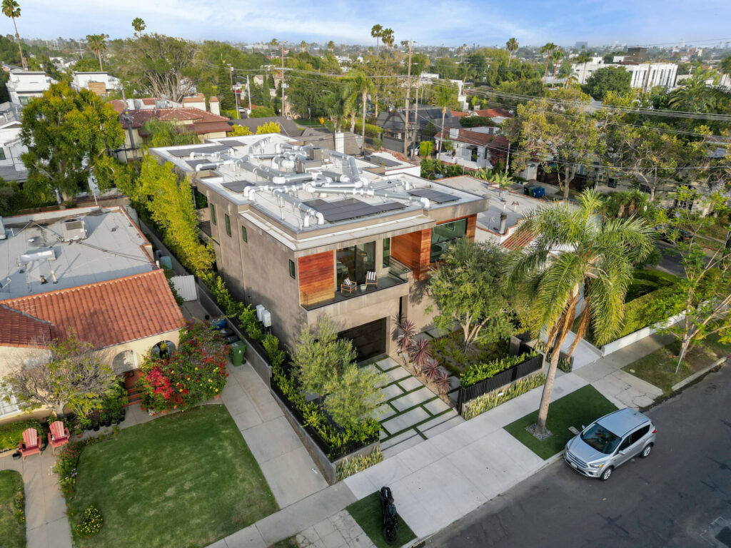 Short-Term Rental Regulations for Luxury Homes in Miami: What Homeowners Need to Know
