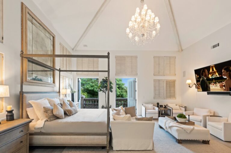 Casiano Residence