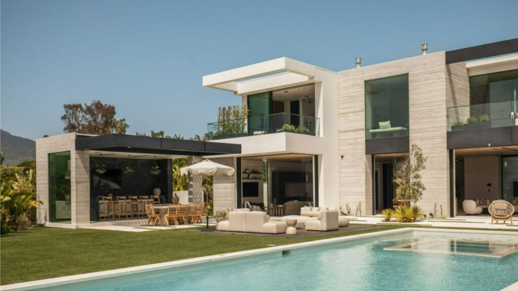 Contemporary exterior view of Paradise Hillside Malibu vacation rental