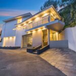 Beautiful night view of the luxury villa Nichols Sanctuary in Los Angeles.