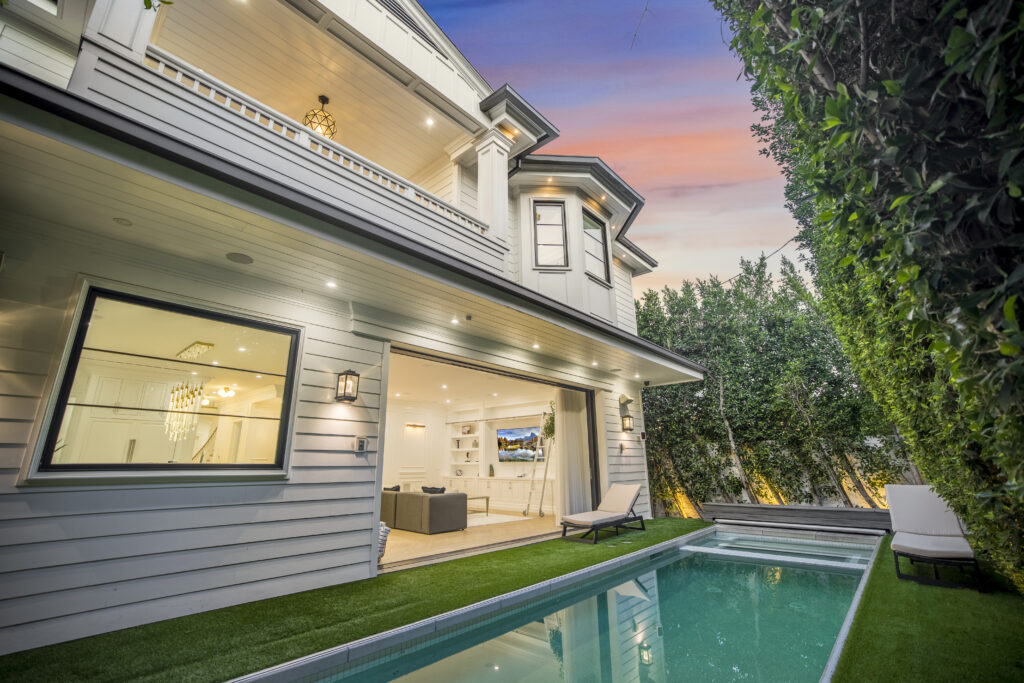 Luxury vacation rental Outpost Maison with private swimming pool in Hollywood Hills.