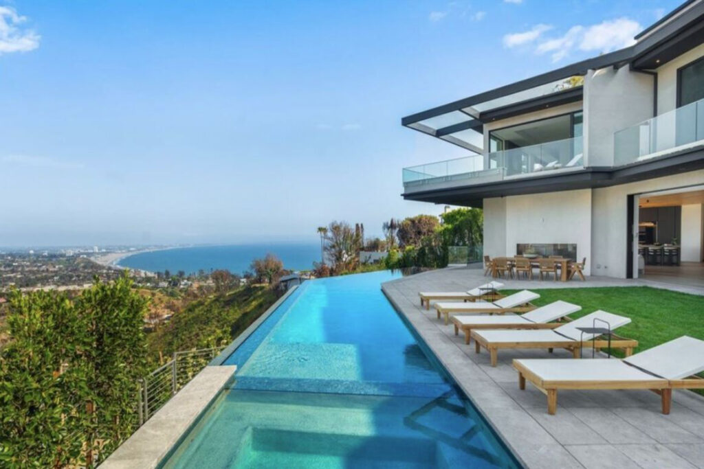 Pacific Palisades villas