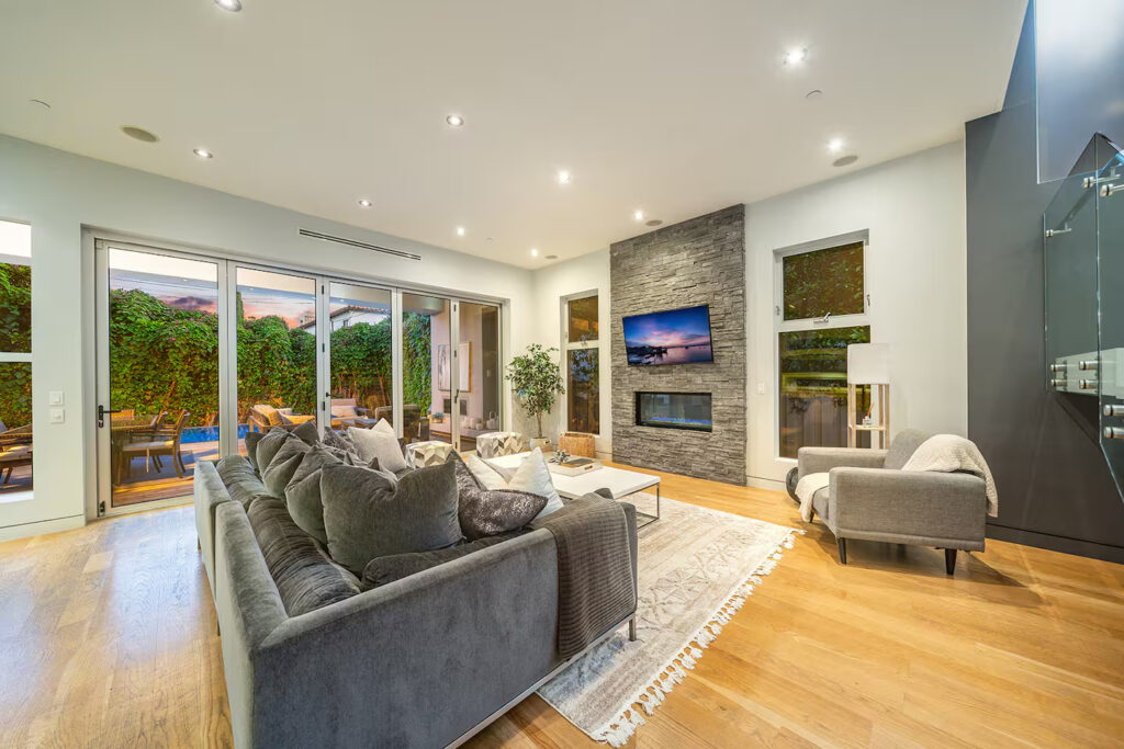 Landscaped terrace at Stanley Residence Beverly Grove luxury estate