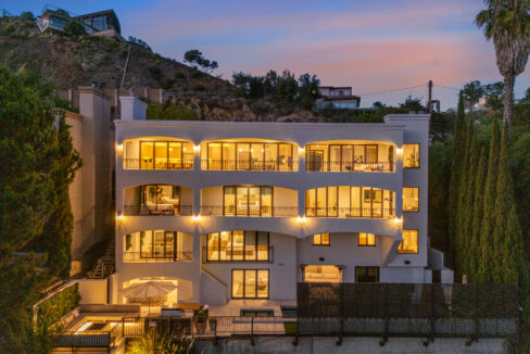 Wonderland Cityview Hollywood Hills luxury villa exterior illuminated at night
