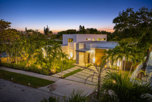 Villa Emerald luxury villa elegant exterior night lighting