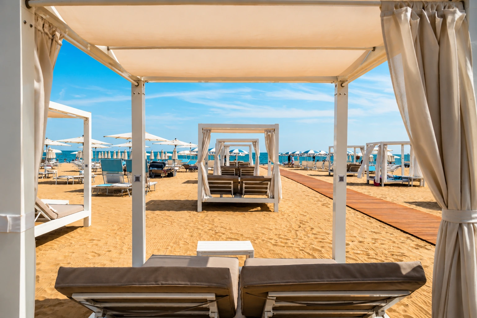 Best Beach Clubs in Miami