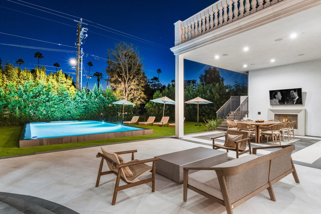 Alpine Chateau, luxury villa rental in Beverly Hills (photo 10)
