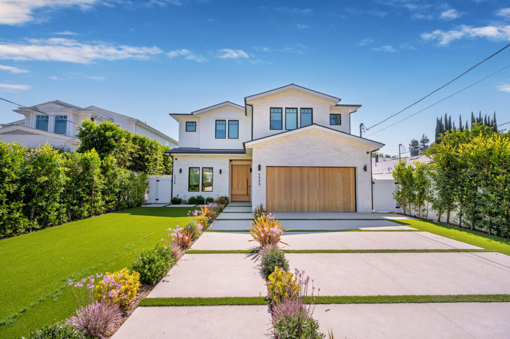 Casa Gaviota, luxury villa rental in Encino