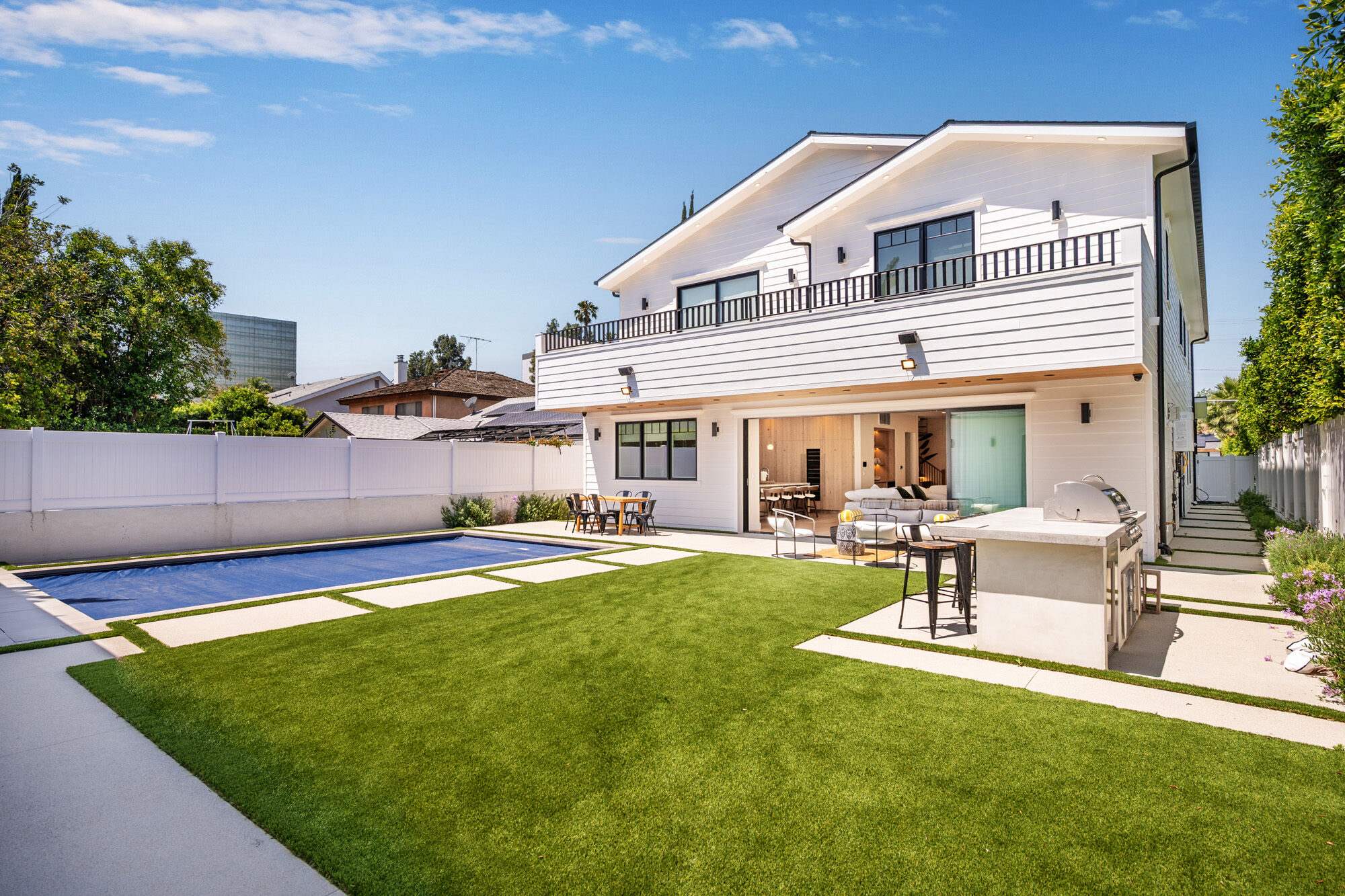 Casa Gaviota, luxury villa rental in Encino (photo 25)