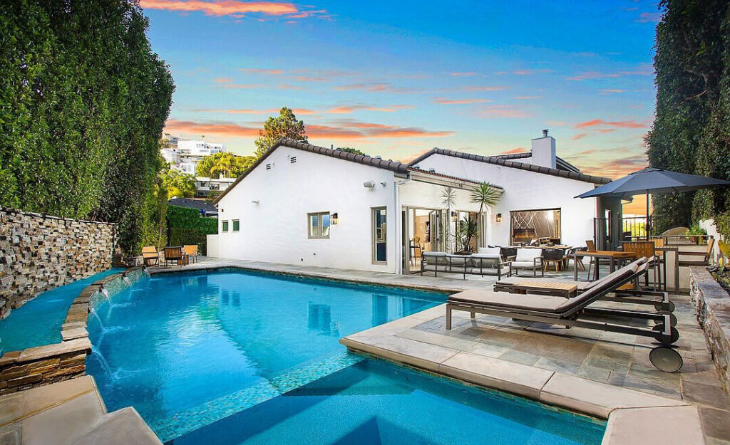Crescent Heights Estate, luxury villa rental in Hills above the Sunset Strip (photo 2)