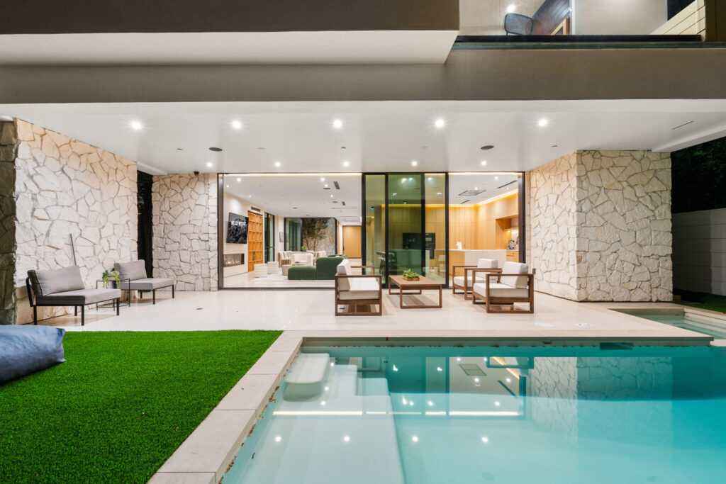 Curson Modern, luxury villa rental in West Hollywood (photo 7)