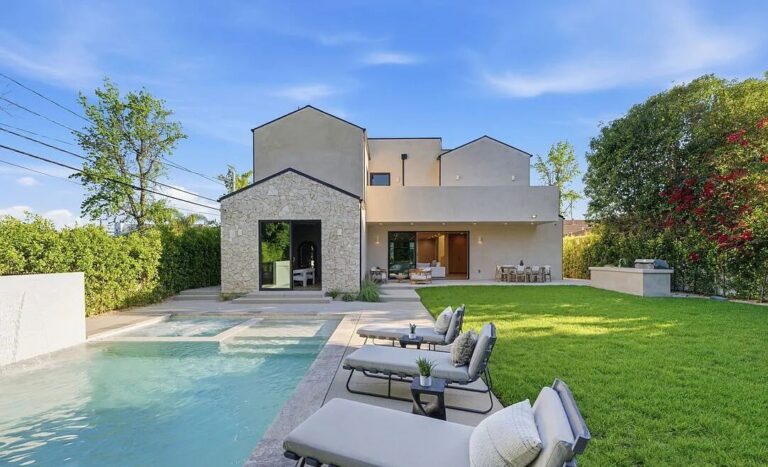 Encino Farmhouse Estate