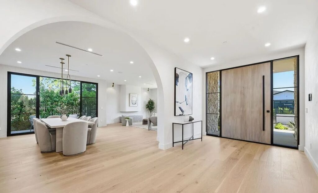 Encino Farmhouse Estate, luxury villa rental in Encino (photo 3)