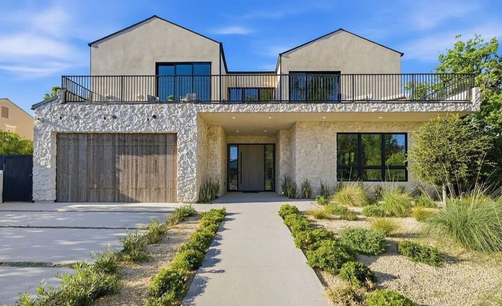 Encino Farmhouse Estate, luxury villa rental in Encino (photo 18)