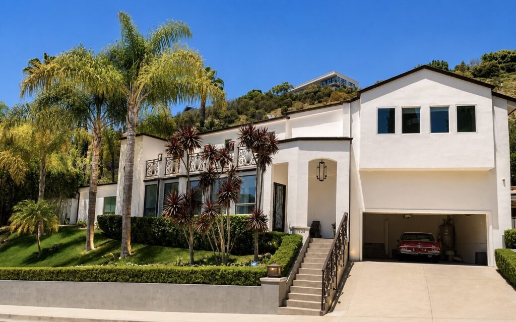 Mount Olympus Hideaway, luxury villa rental in Mount Olympus, Hollywood Hills (photo 20)