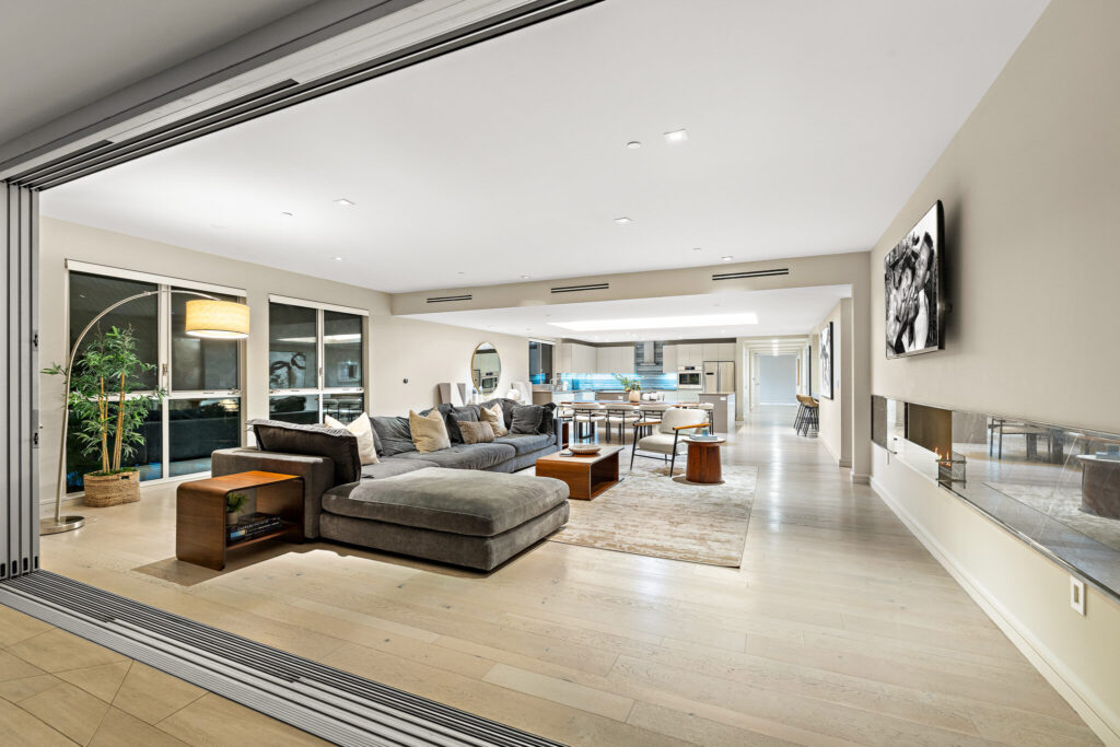 Roscomare Residence, luxury villa rental in Bel Air (photo 25)