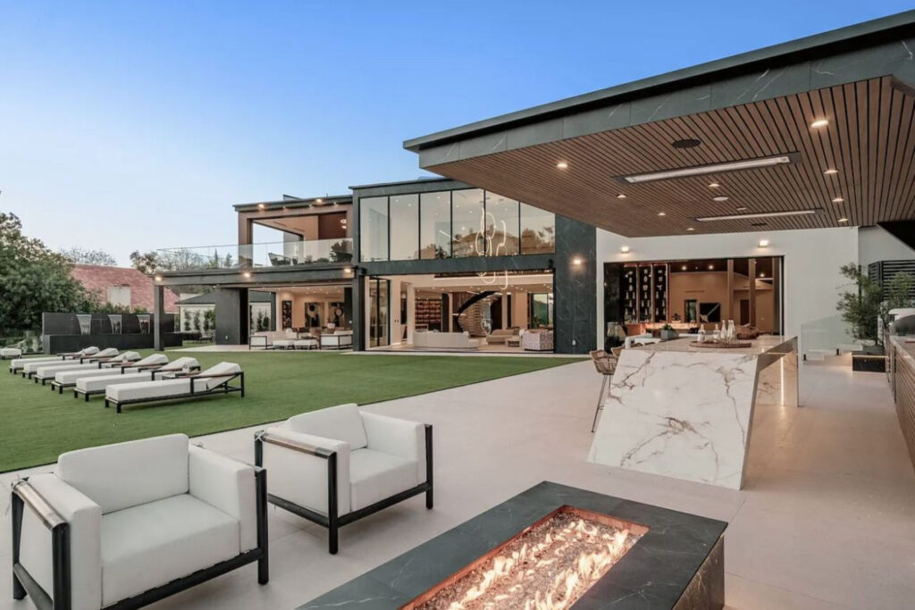 Tarzana Golf Course Estate, luxury villa rental in Tarzana (photo 4)