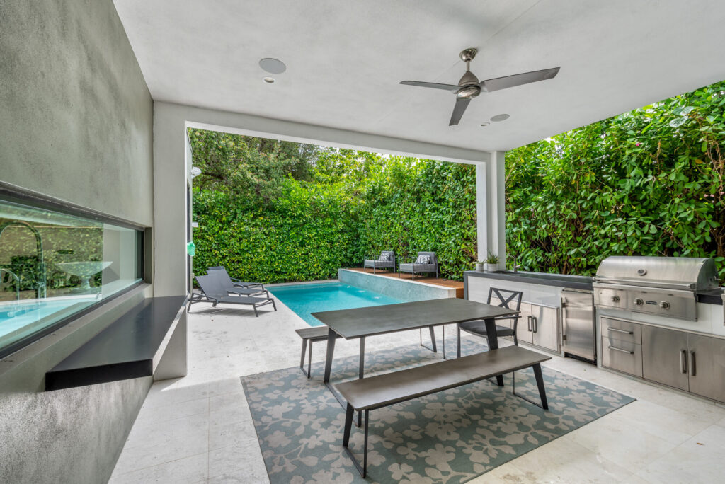 Villa Aurelia, luxury villa rental in Design District, Miami (photo 4)