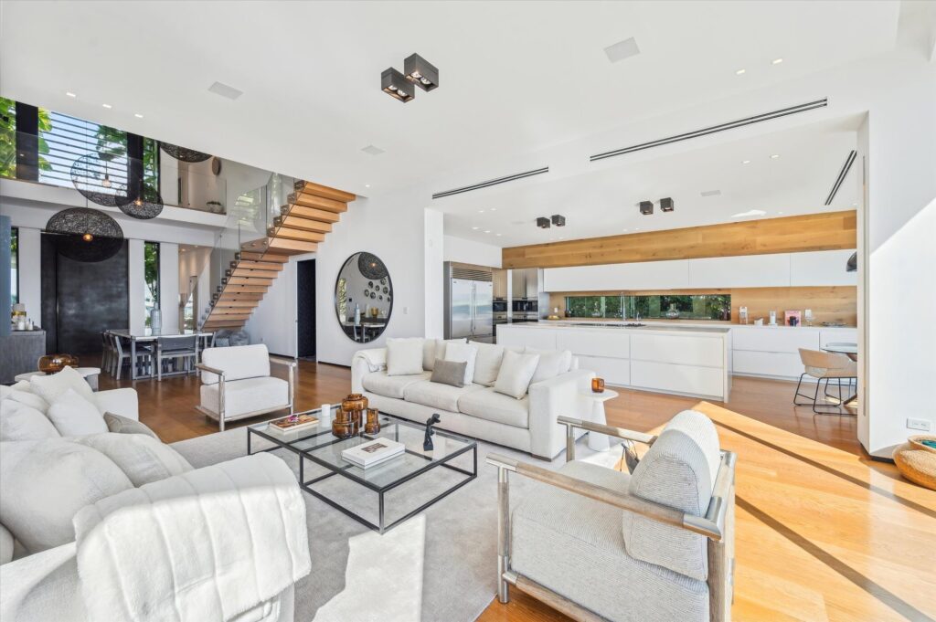 Villa Elysian, luxury villa rental in Venetian Islands, Miami Beach (photo 9)
