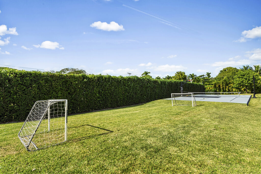 Villa Terranova, luxury villa rental in South Miami (photo 8)